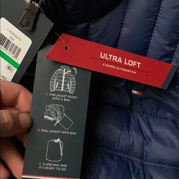 NWT Tommy Hilfiger ultra loft down jacket - Picture 8 of 8